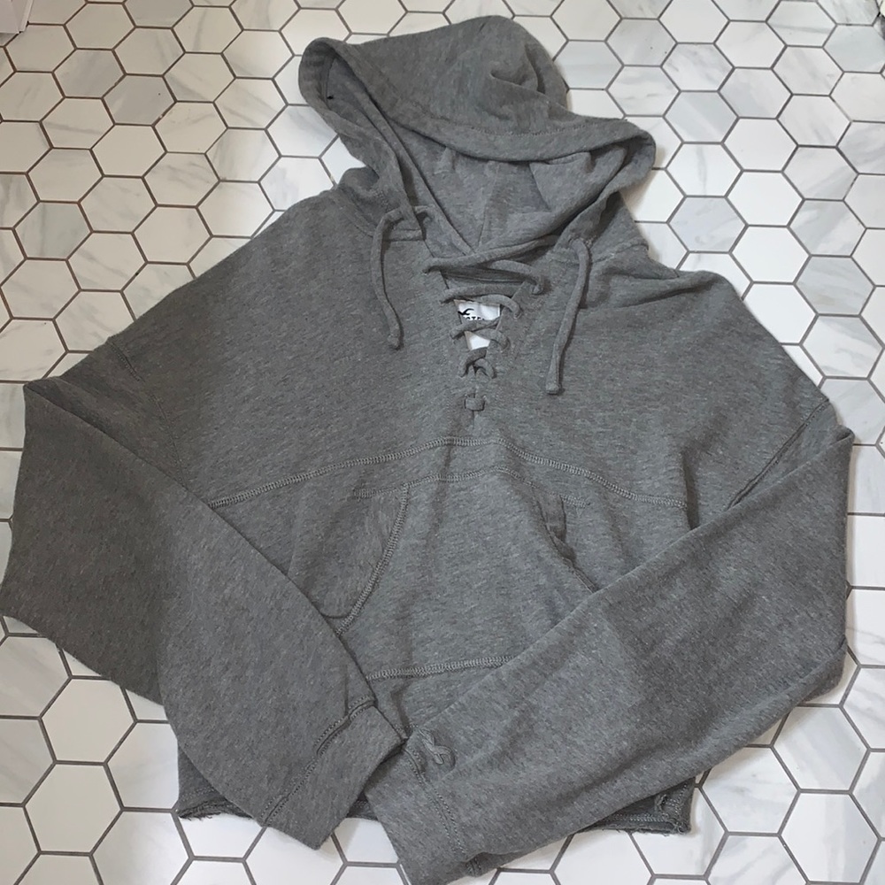 Cropped sweatshirt